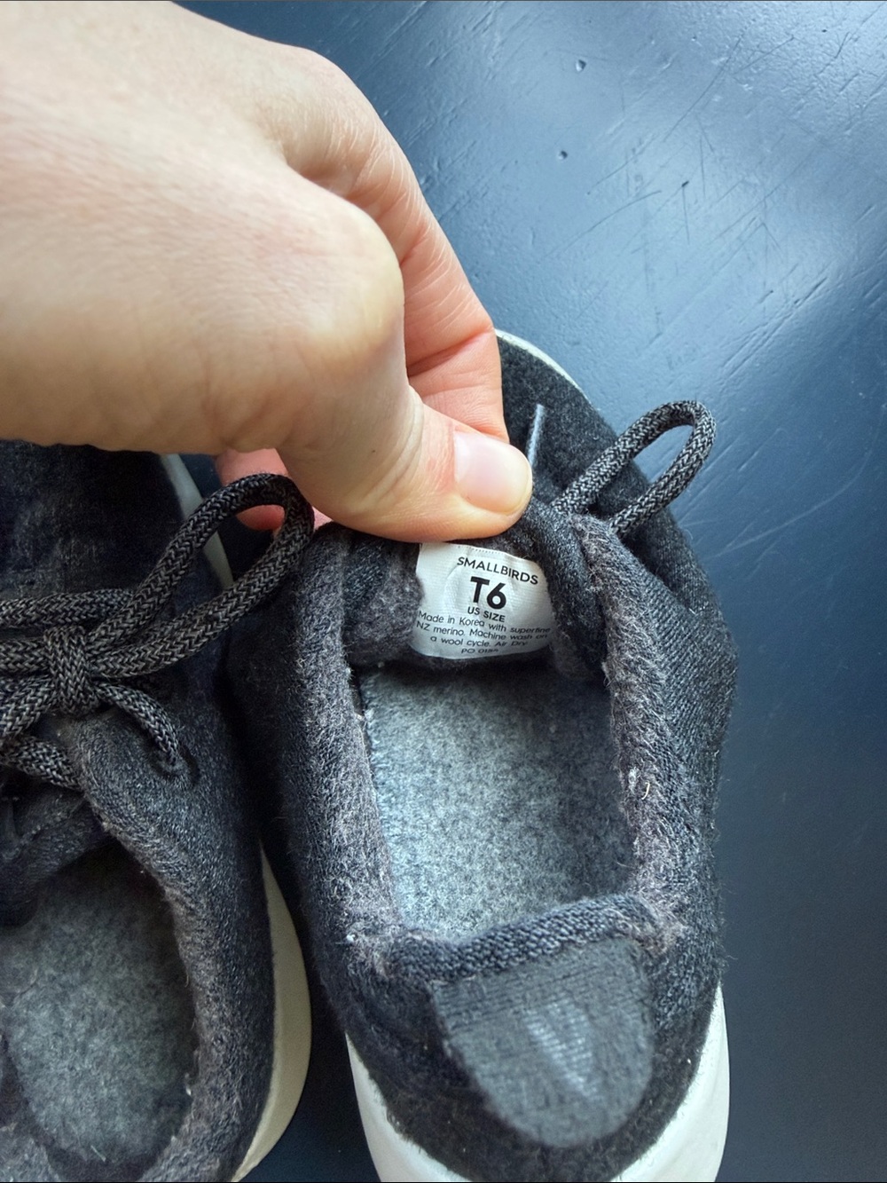allbirds Kids Charcoal Gray Wool Lace-Up Sneakers - Picture 4 of 5